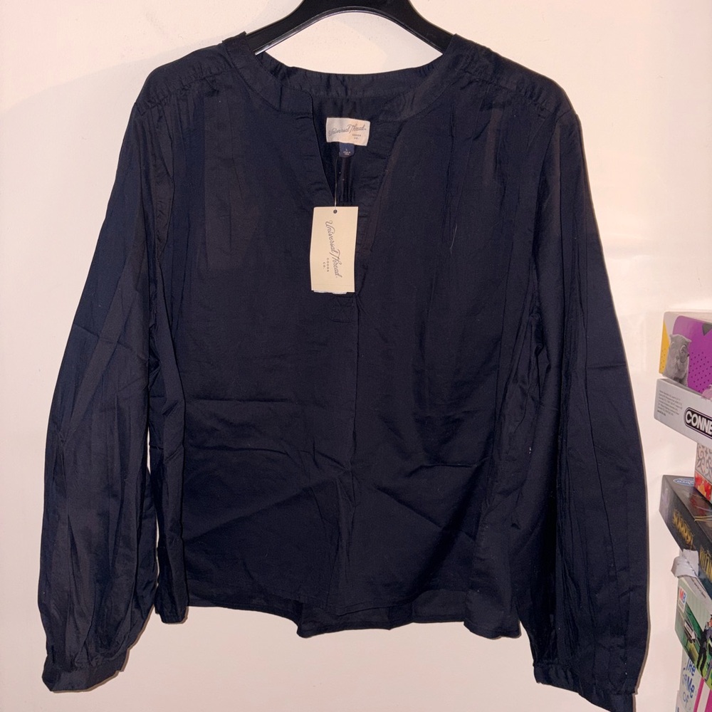NWT Universal Thread size large